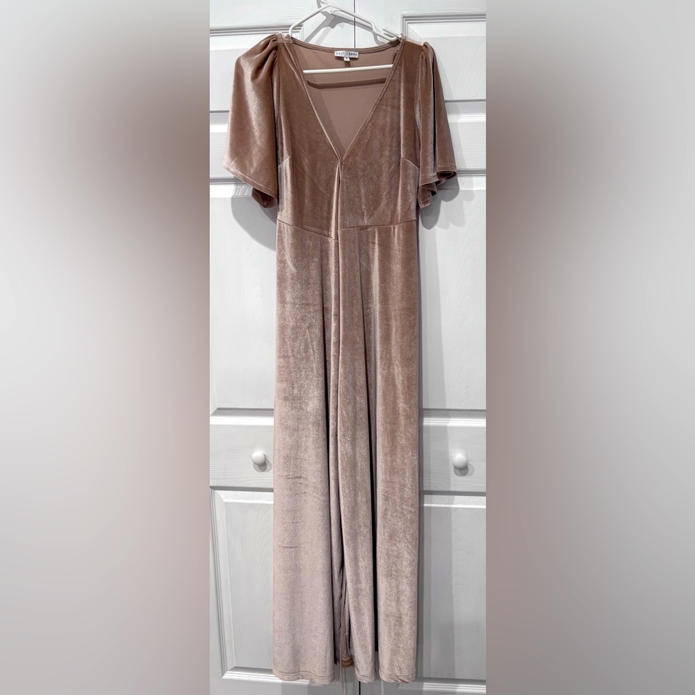 Baltic Born champagne Maxi dress 
Women’s Small